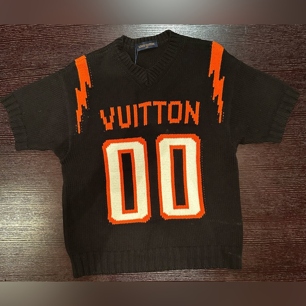 Louie Vuttion Men’s Jersey size Large